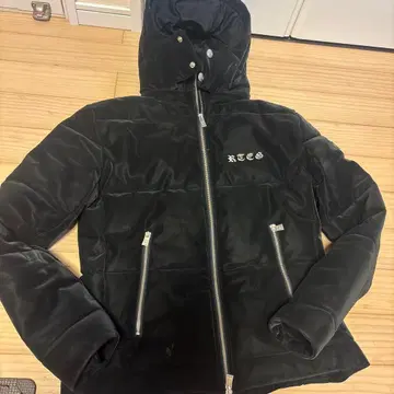 아담스 저글러 RTEG 후드 부착 블랙 다운 자켓