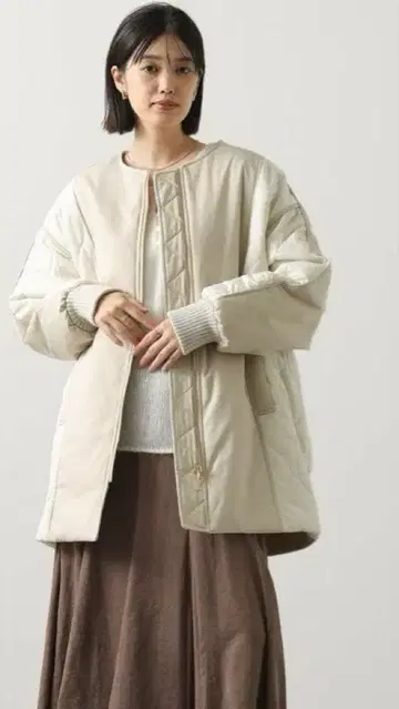 그레디 브릴리언트 새상품 베이지 퀼팅 자켓