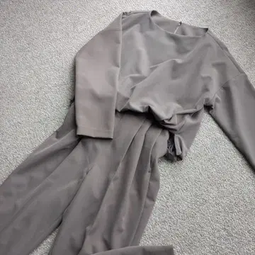 [택 포함 새상품] 미라 오웬 락친 올인원 size 0 그레이지