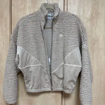 adidas 보아 자켓 베이지 미사용