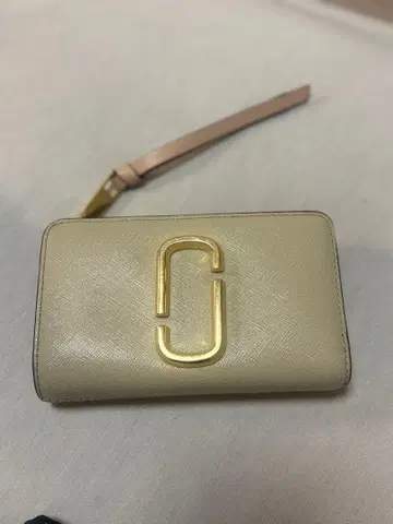 이단 접이식 지갑 크림색 로고 포함