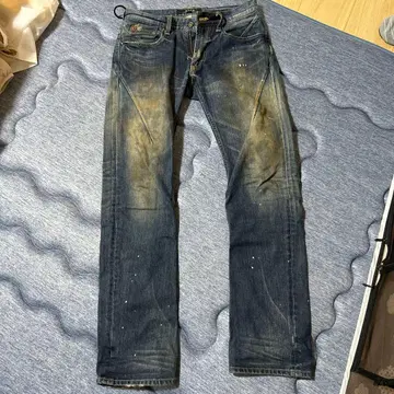 H.N.B.M. 데미지 가공 데님 팬츠