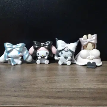 산리오 발레 리본 피규어 4개 세트