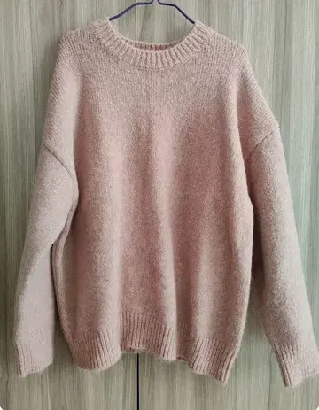 핑크 크루넥 니트 스웨터 긴팔