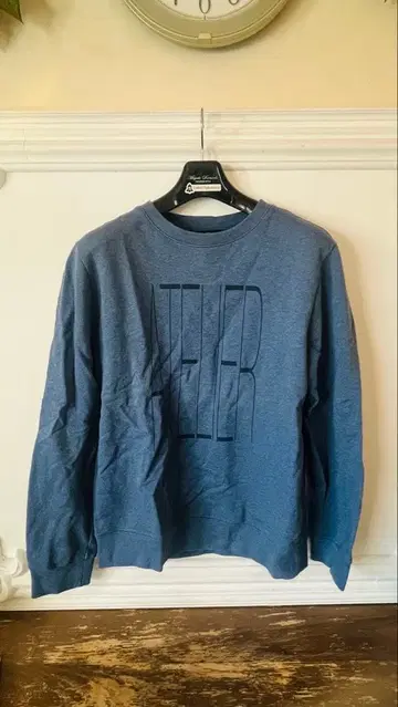 A.P.C. 맨투맨 M 사이즈