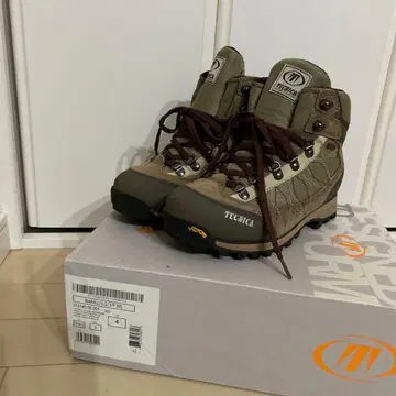 TECNICA 등산화 사이즈 UK4 ( 23cm )