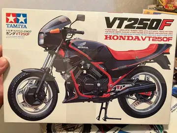 타미야 1/12 혼다 VT250F 오시카 타미야