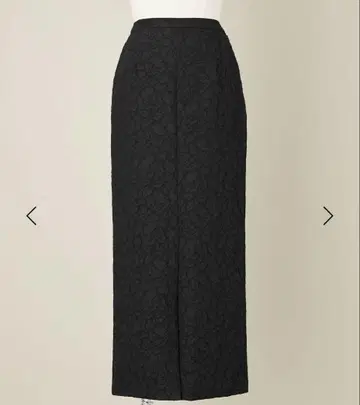 conte 자카드 타이트 스커트