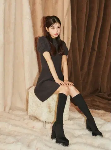 Darich DD 퍼프 슬리브 니트 미니 원피스