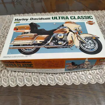 Harley-Davidson ULTRA CLASSIC 1/12