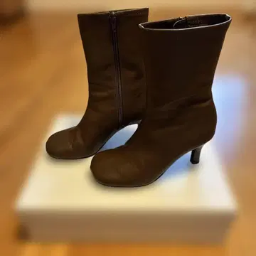 미라 오웬 라운드 스트레치 부츠 모카 사이즈 36