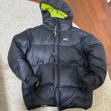 밀레 리버서블 다운 MIV0695 L 사이즈