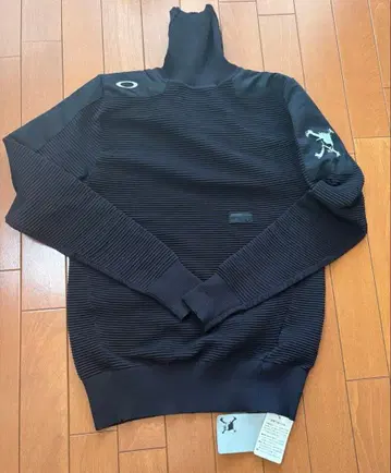 Oakley Skull Ergonomic Turtle Sweater M