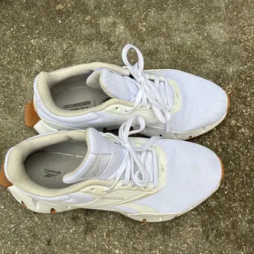 지그 다이나미카 STR Reebok 화이트 스니커즈