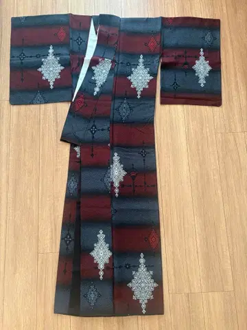 앤티크 기모노 마죠리카 오메시 가이토 레이스 패턴 패턴 수선 완료