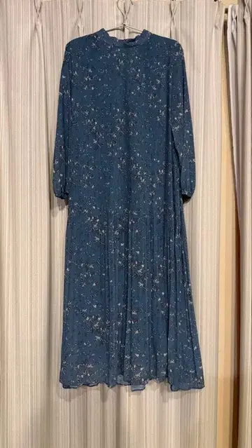 미라 오웬 꽃무늬 블루 쉬폰 롱 원피스