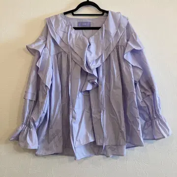 wee9s 라벤더 프릴 셔츠