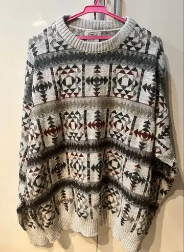 ST JOHN'S BAY 총무늬 패턴 니트 네이티브 기하학 계열 XL