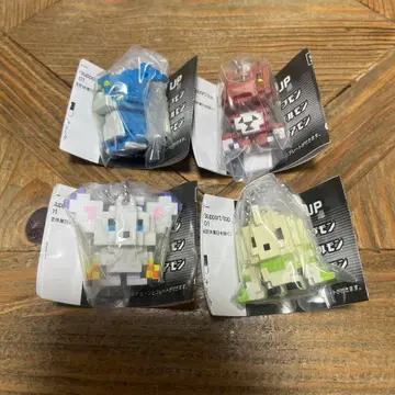 디지몬 도트 피규어 참