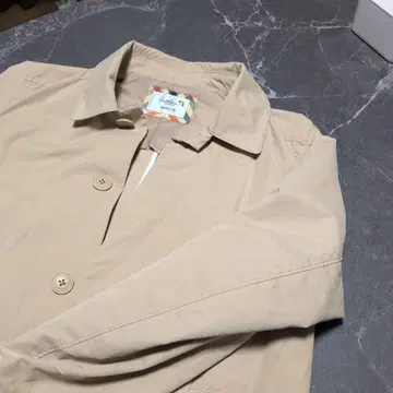 클래식 스타일 베이지 코트 사이즈 2