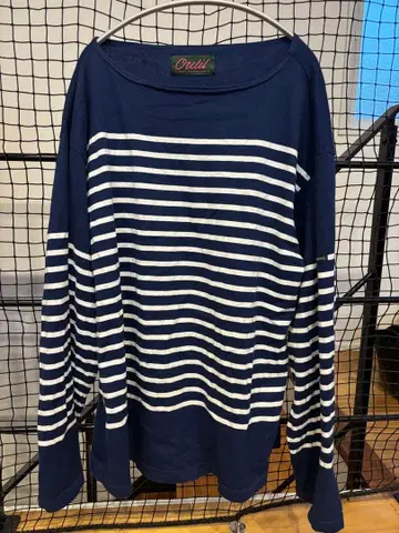 Outil 아티 바스크 셔츠 보더