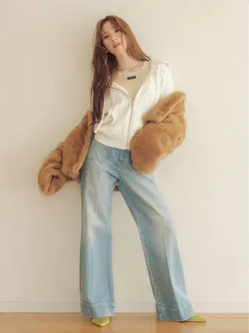 LILY BROWN 스트레이트 플레어 데님 팬츠