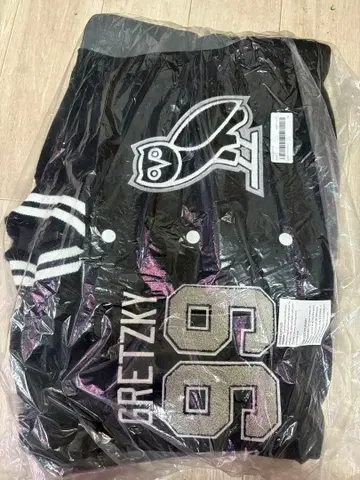 OVO 그레츠키 자켓