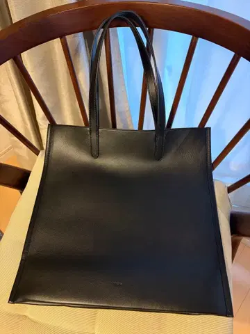 VASIC 가죽 토트백 블랙