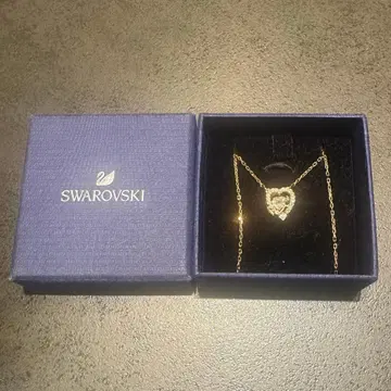 Swarovski 하트 모티브 목걸이