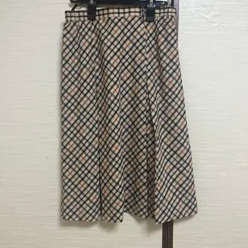 DAKS 체크 무늬 플리츠 스커트 73-99