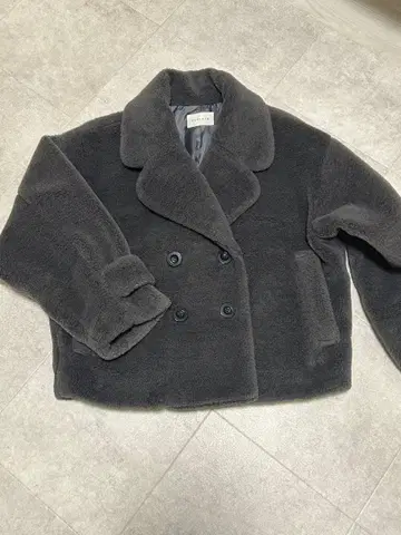 에우클레이드 숏코트 그레이