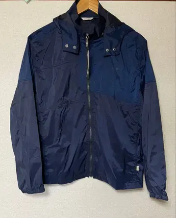 네이비 후드 부착 나일론 자켓 L