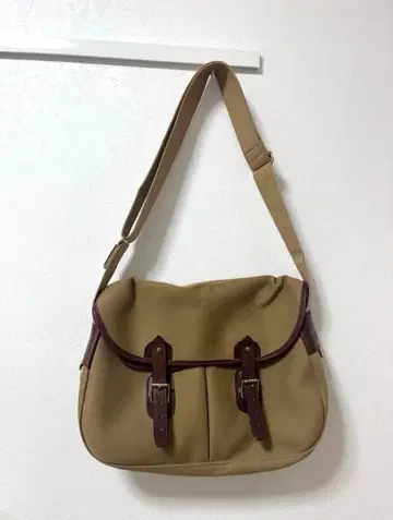 브레이디 아리엘 트라우트 스몰 카키 Brady