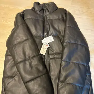 블랙 합성 피혁 다운 자켓 L 사이즈