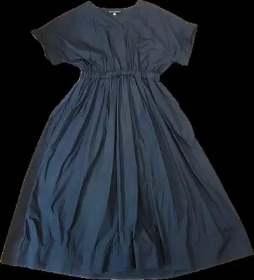 비팅 하트 블랙 롱 원피스