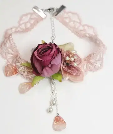 플라워 모티브 핑크 목걸이