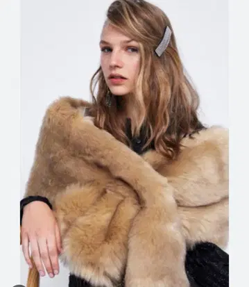 ZARA 베이지 퍼 넥워머 스톨 택 포함