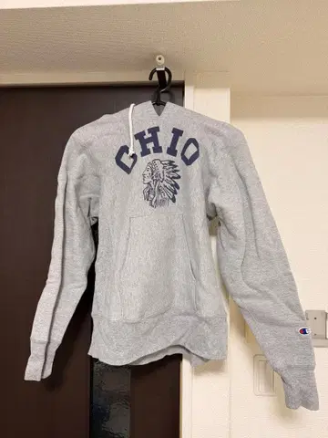 Champion 리버스 위브