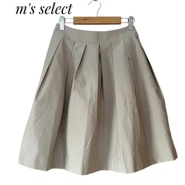 m's select 일본제 베이지 플리츠 스커트 무릎 기장 깔끔한
