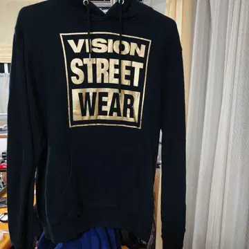 VISION 후드티 중고