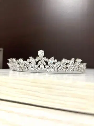 결혼식 티아라 귀찌