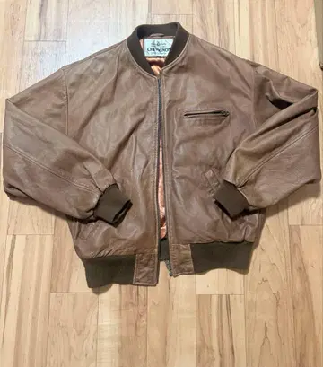 CHEVIGNON 가죽 자켓