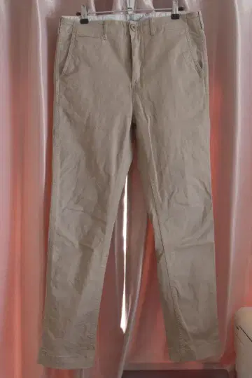 BEAMS 백명품 [스트레치 테이퍼드 치노] M 사이즈 베이지