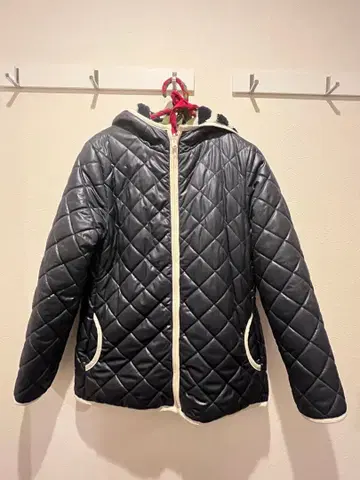 네이비 퀼팅 자켓 리버서블 사이드 포켓 포함