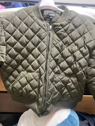 올리브 그린 dullclosing 다운