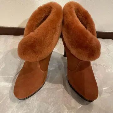 컨디션 최상! 다이애나 브라운 힐 부츠 퍼 포함