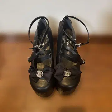 NOEMIE 노에미 아가씨 2way 더블 스트랩 펌프스 블랙 LL 사이즈