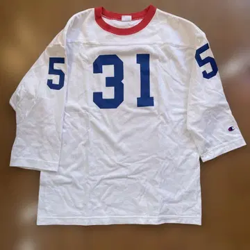 챔피온 빔즈 보이 콜라보