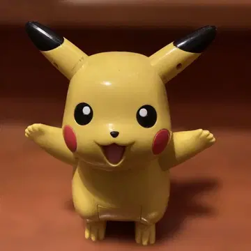 피카츄 입상 플라스틱제