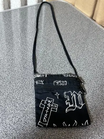 WASTED PARIS 파우치 백 숄더